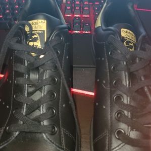 Adidas Stan Smith Black Gold size 6